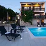 Mila Apartment *