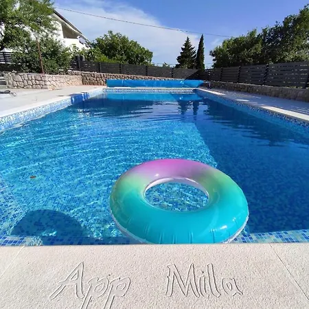 Mila *