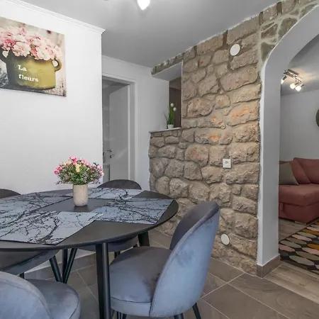 Mila Apartment