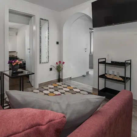 Mila Apartment